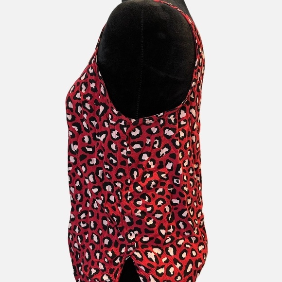 Old Navy Animal Print Tank in size SMALL - Picture 3 of 6